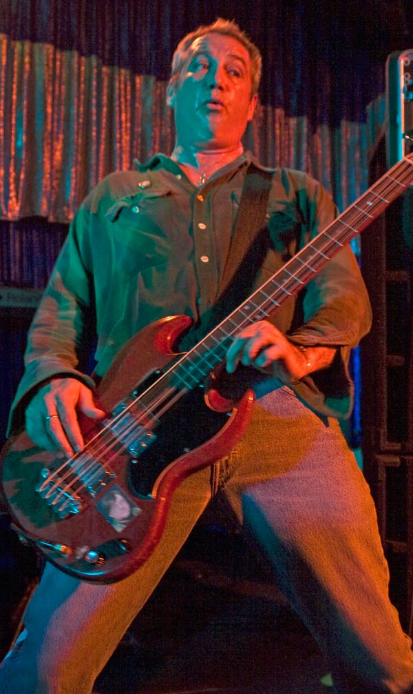 mike watt at spaceland in sliver lake, ca on april 6, 2009 - photo by carl johnson