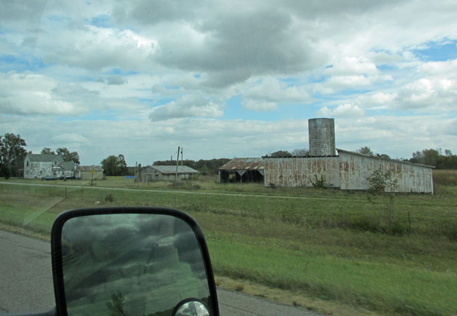 driving through southwest ohio towards columbus on october 4, 2014
