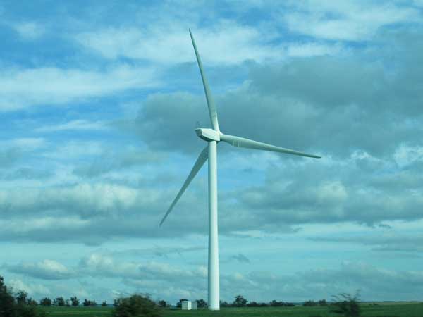 wind turbine on the way to glasgow, scotland on october 4, 2016