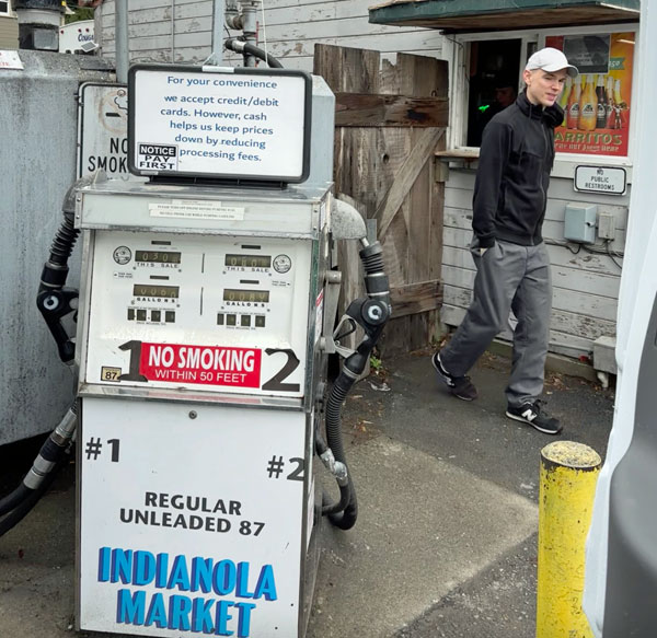 chris corsano at the 'indianola market' in eureka, ca on oct 21, 2024