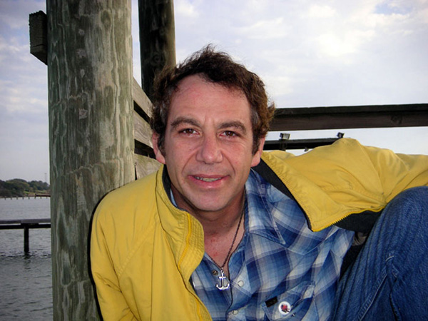 mike watt self-portrait (using autotimer) outside mike mcguire's pad in la porte, tx on november 24, 2004 mike watt self-portrait (using autotimer) outside mike mcguire's pad in la porte, tx on november 24, 2004