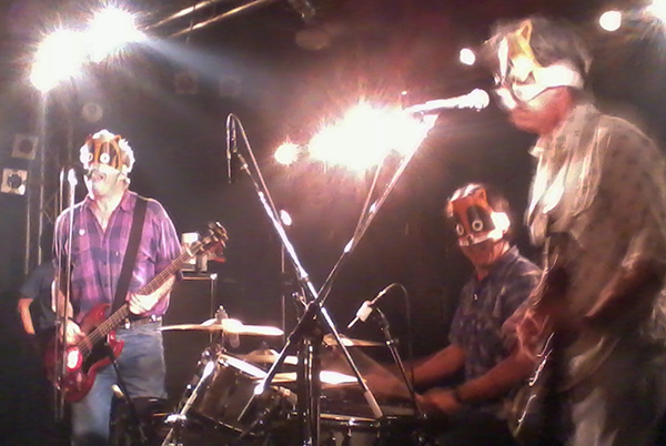 mike watt + the missingmen at salonkitty in matsuyama, japan on halloween 2010