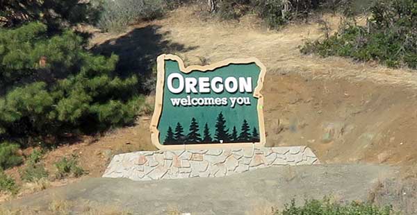 crossing into oregon from california on september 9, 2023