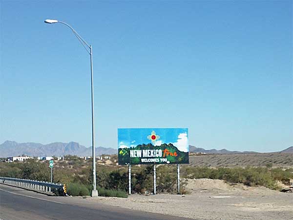 crossing the border from texas to new mexico on the I-10 going west on november 3, 2023