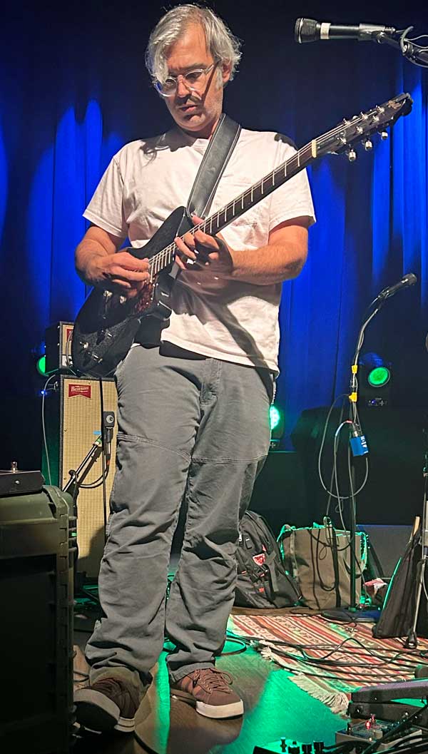 matthew thompson's photo of mike baggetta at 'the orpheum theater' in flagstaff, az on september 22, 2023