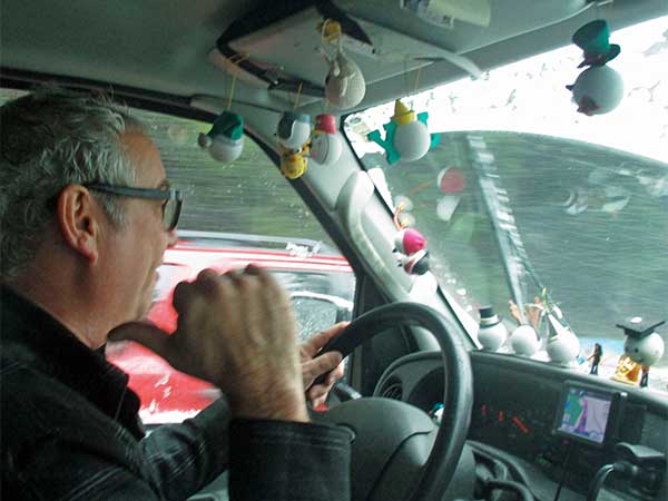 mike watt slowly getting the boat into to olympia, wa on february 27, 2017