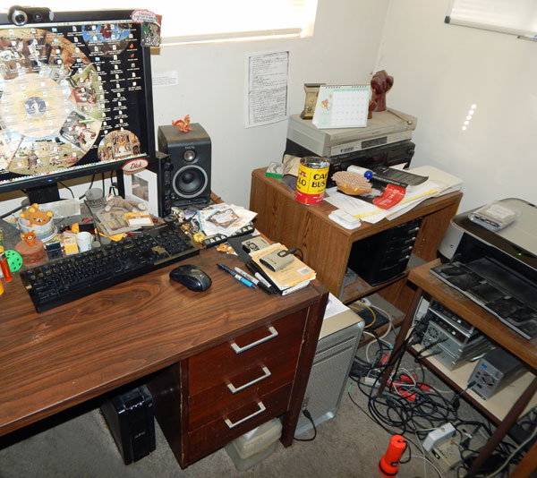 shoot of watt's 'puter setup in january of 2016 shoot of watt's 'puter setup in january of 2016