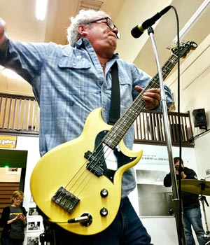 mike watt w/wattplower prototype bass at pop obscure records in los angeles, ca on january 7, 2017 - photo by ron borolla