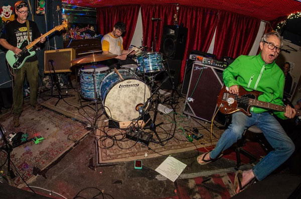 jumpstarted plowhards (todd congelliere, jimmy felix + mike watt - l to r) at 'the sardine' in san pedro, ca on may day, 2026 - photo by albert licano